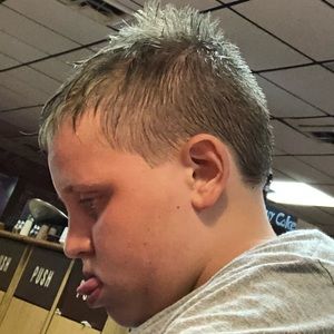 Meet your Posher, Ethan